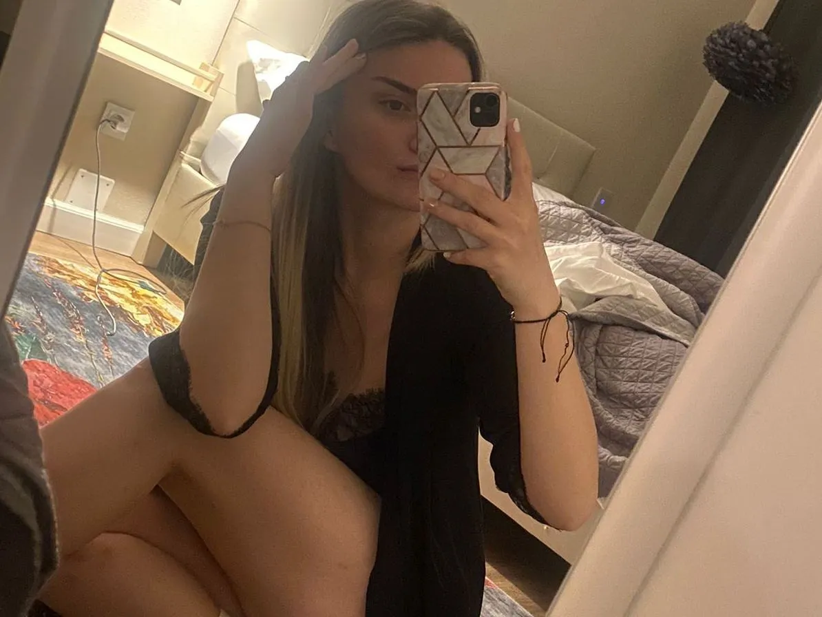 KyileeX profilbild på webbkameramodell