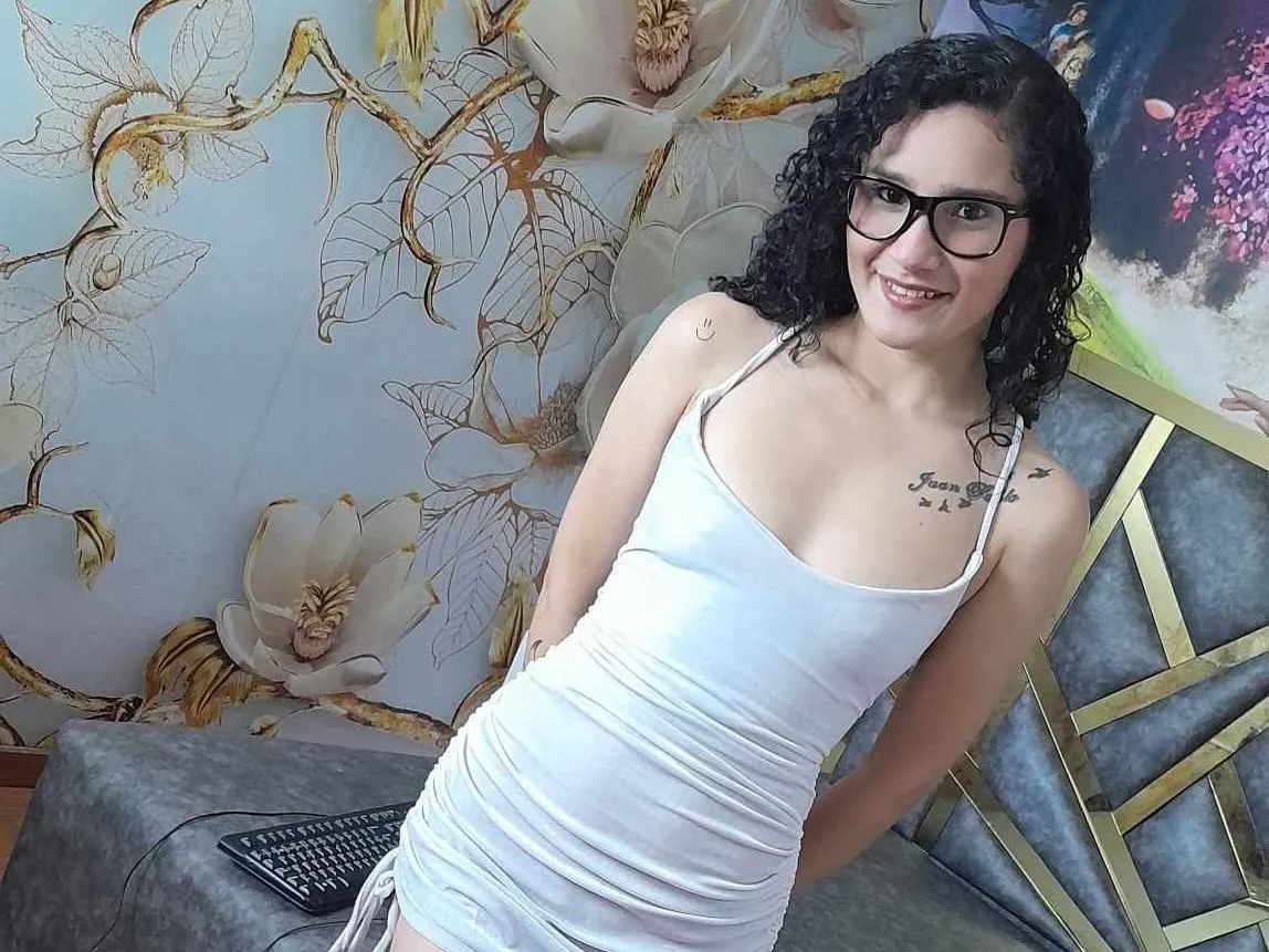 Foto de perfil de modelo de webcam de miakalifasexy