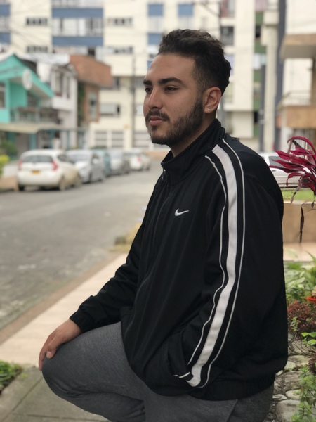 Intérprete BrodyLonng Foto 4