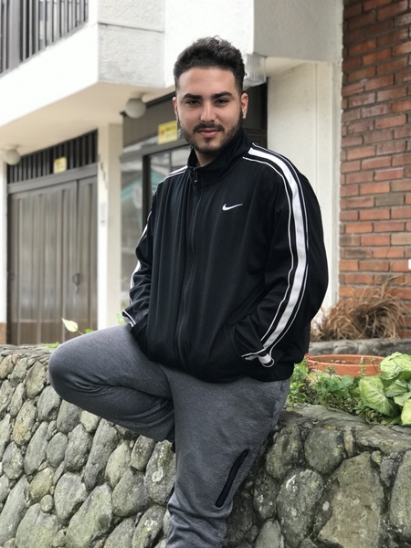 Intérprete BrodyLonng Foto 2