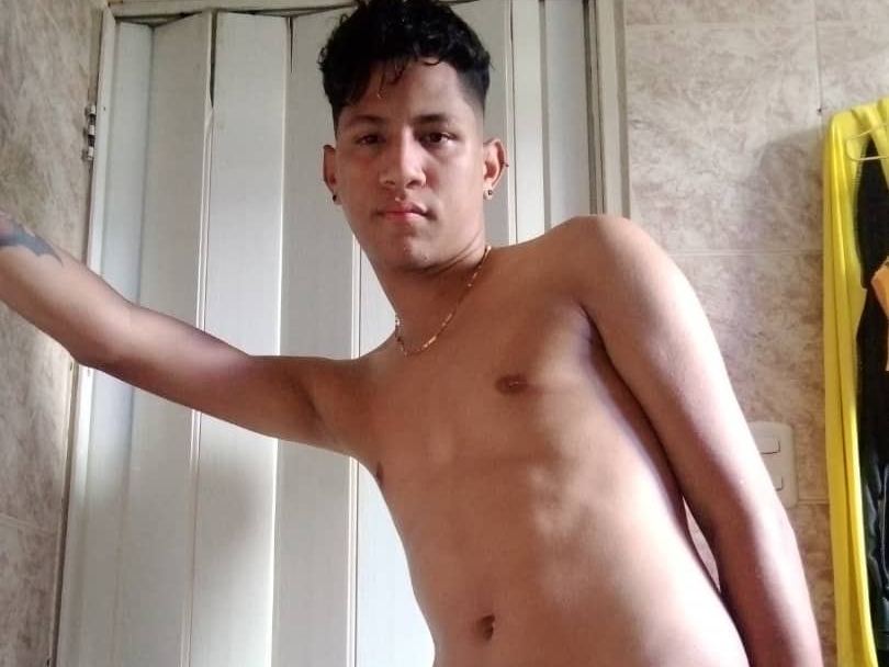 sexexplotionx69 immagine del profilo del modello di cam