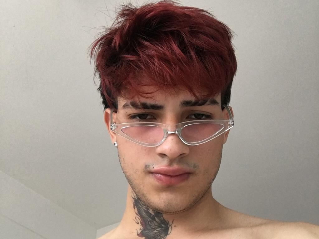 Purpellboyx profilbild på webbkameramodell 