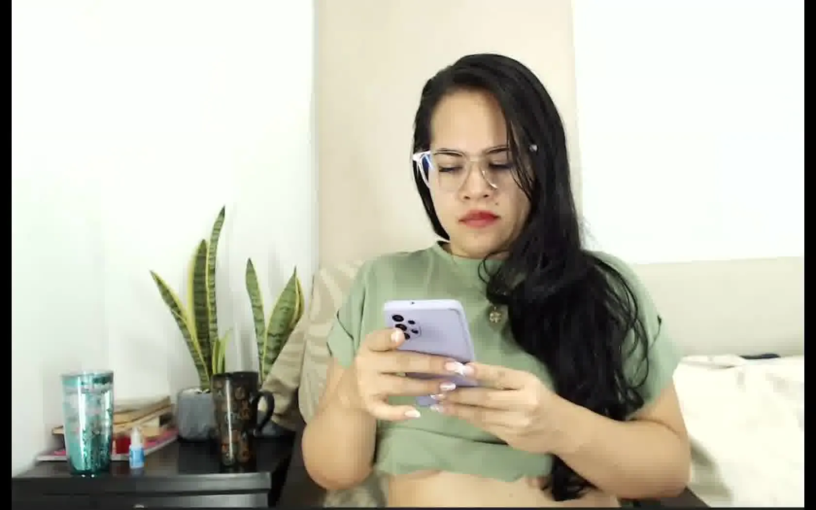 Artist LaraCyrus Video 1