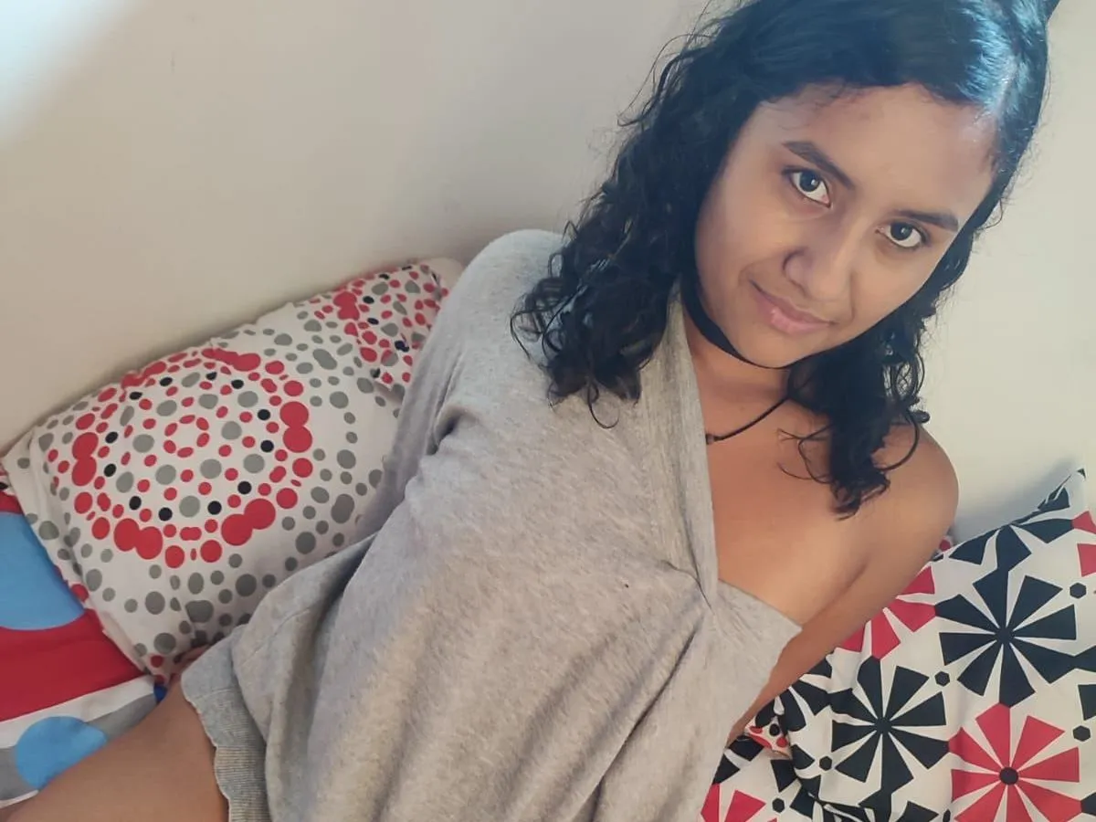 Imagen de perfil de modelo de cámara web de EimyJhonson1