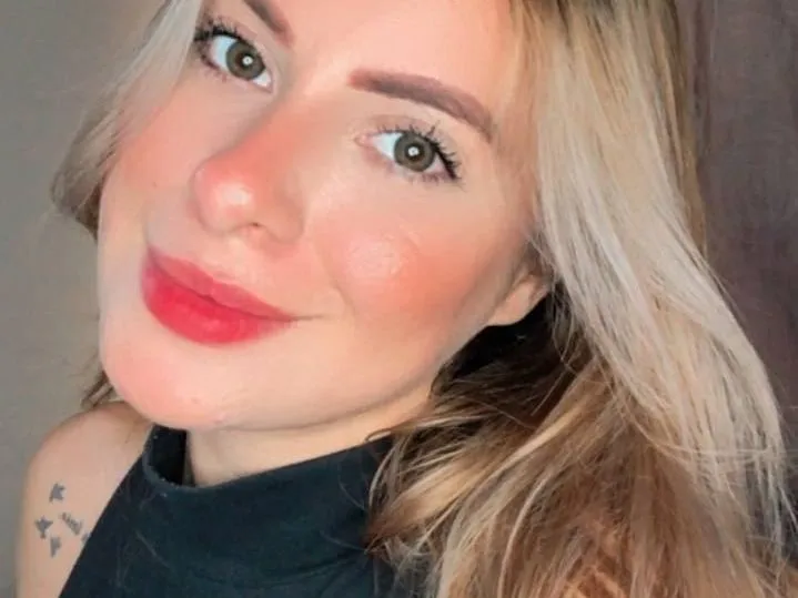 EvangelyneEvans profielfoto van cam model