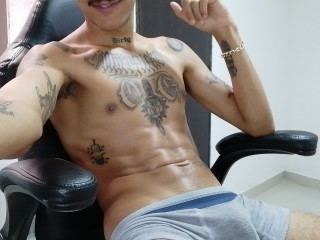 safiroDirty cam model profile picture