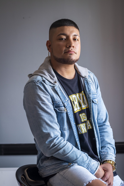 Performer markbrown Photo 3