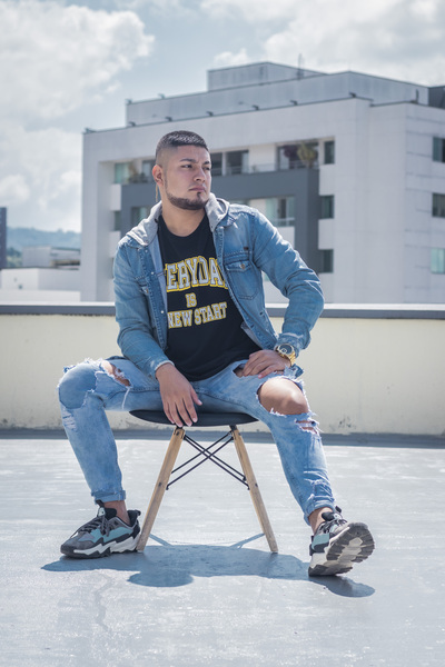 Performer markbrown Photo 10