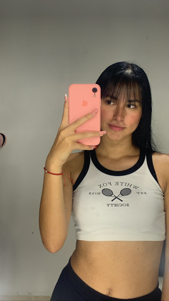 Performer HannaKleim Photo 3