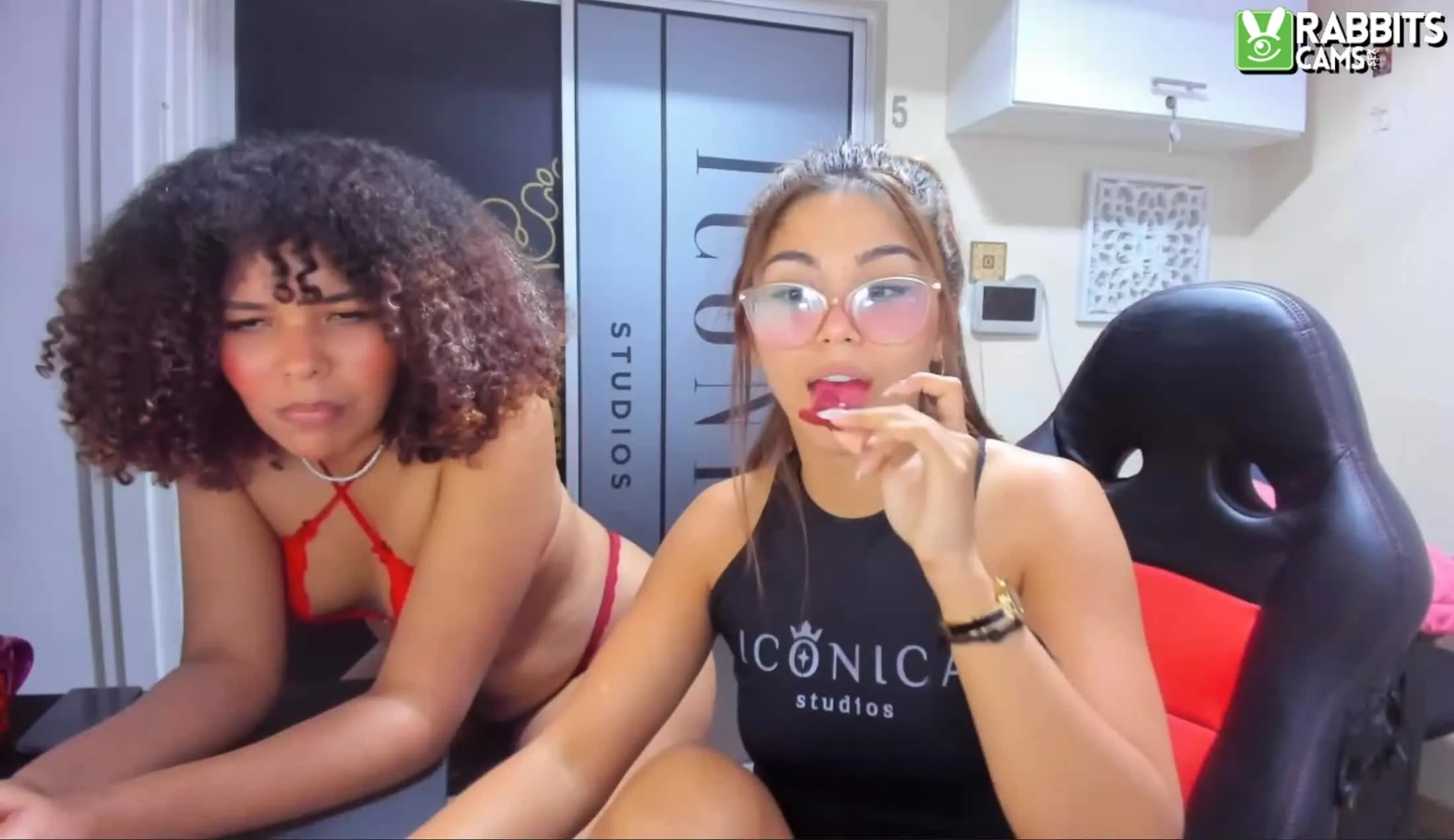 Artiest AnaWillsson Video 1