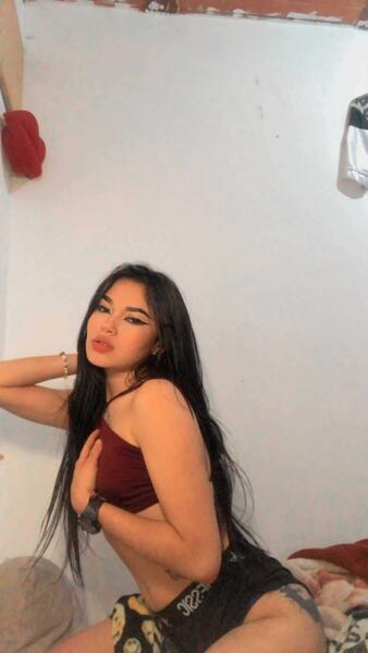 Interprete AshleyJhons18 Foto 3