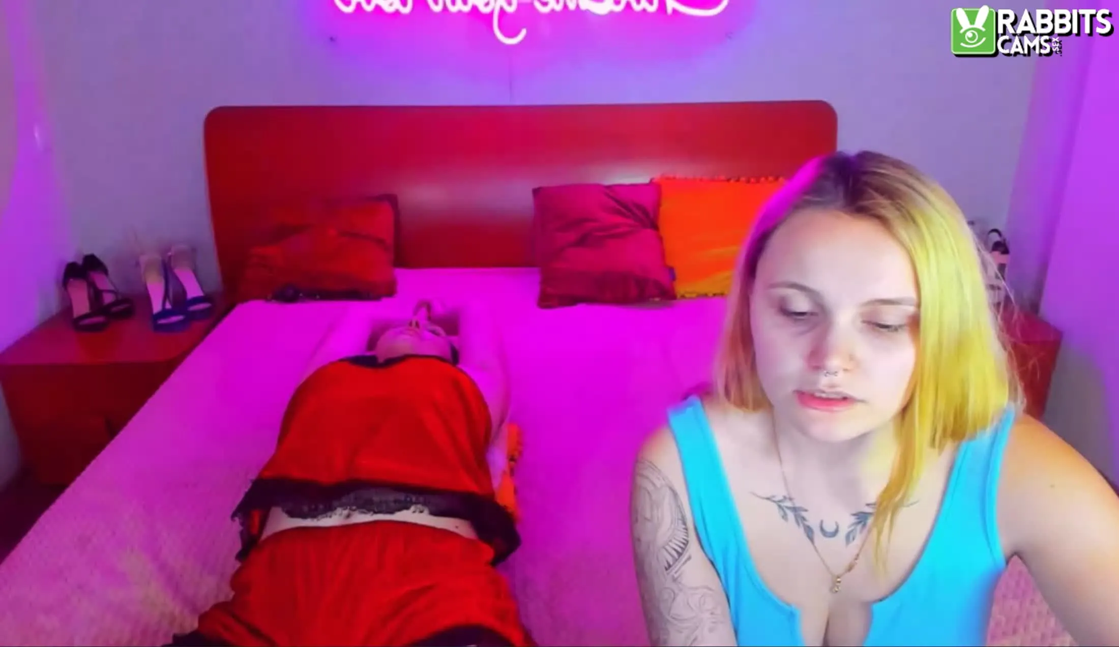 Interprète SixNipples Vidéo 1