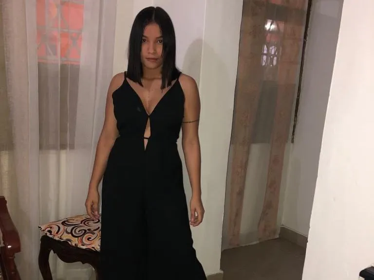 DirtyxxAngel4u profilbild på webbkameramodell