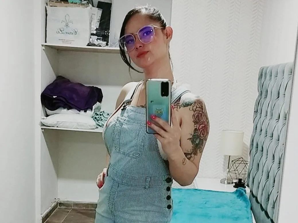ShaaronTaylor profielfoto van cam model