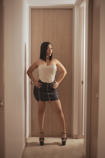 Artist NatashaBurtton Foto 8