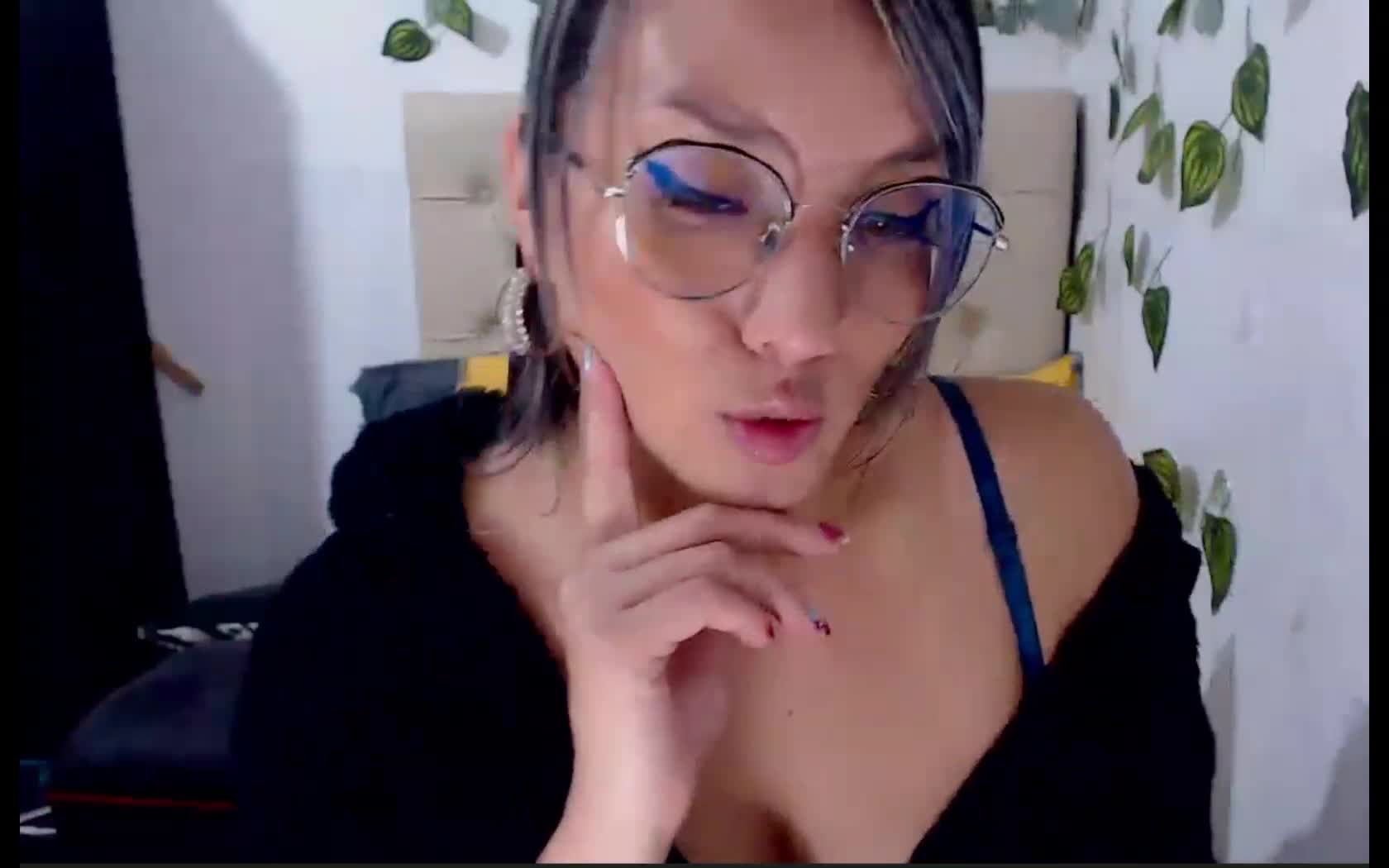 Interprete Tefyasshot Video 1