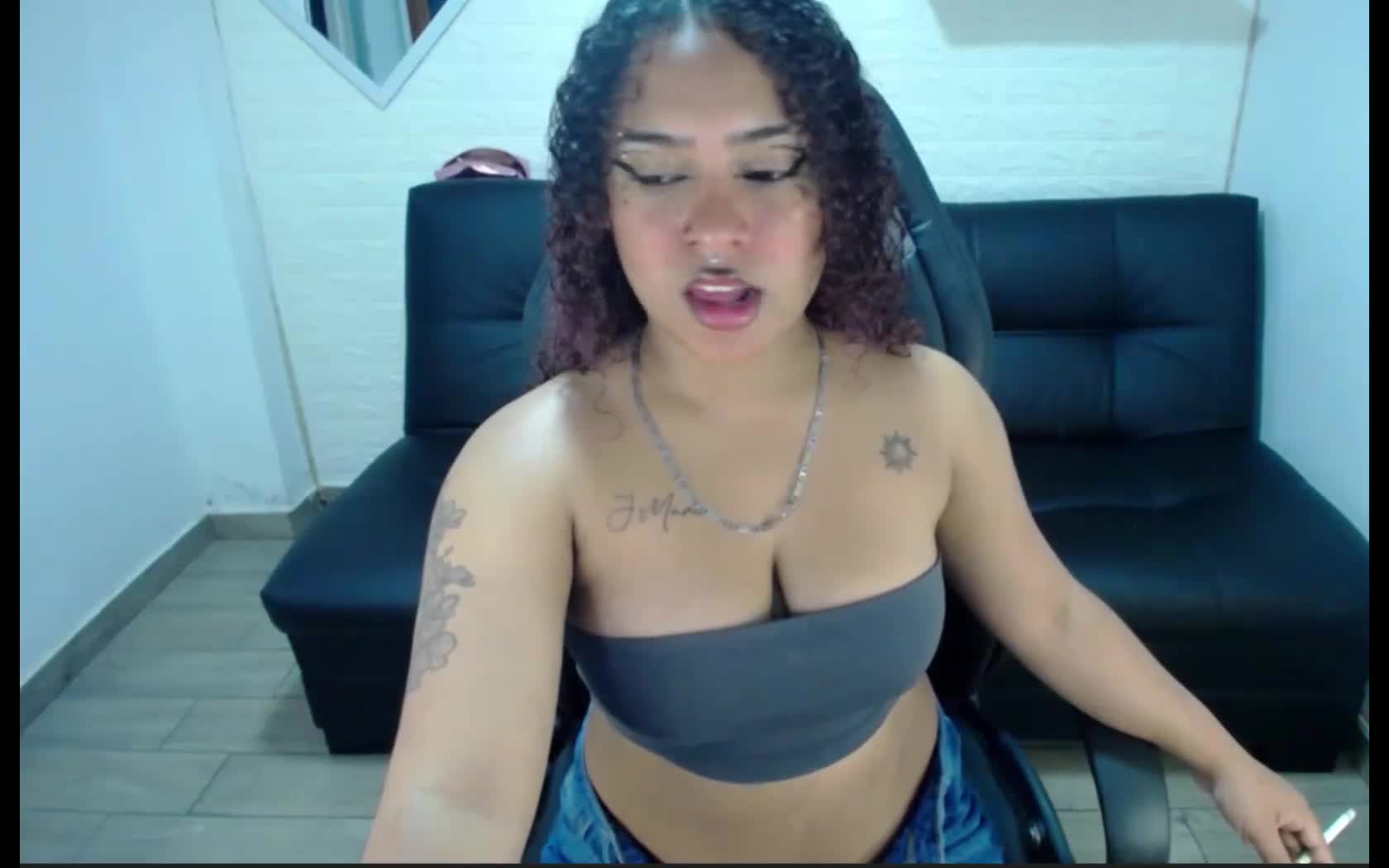 Interprète Miajhonsson022 Vidéo 1