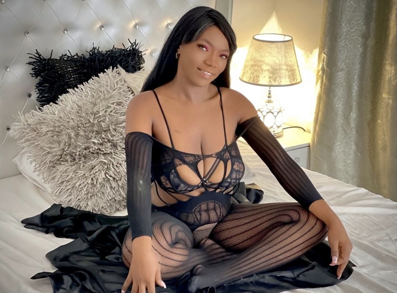 Performer KendraFerro Photo 4