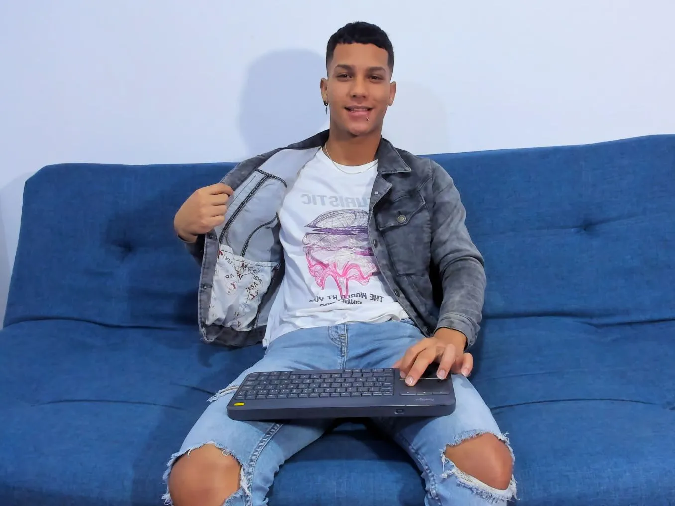 Imagen de perfil de modelo de cámara web de ebonyjoel