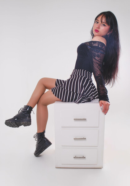 Interprete LeonieJames Foto 6