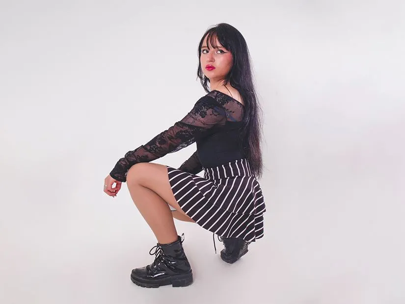 Profilbilde av LeonieJames webkamera modell