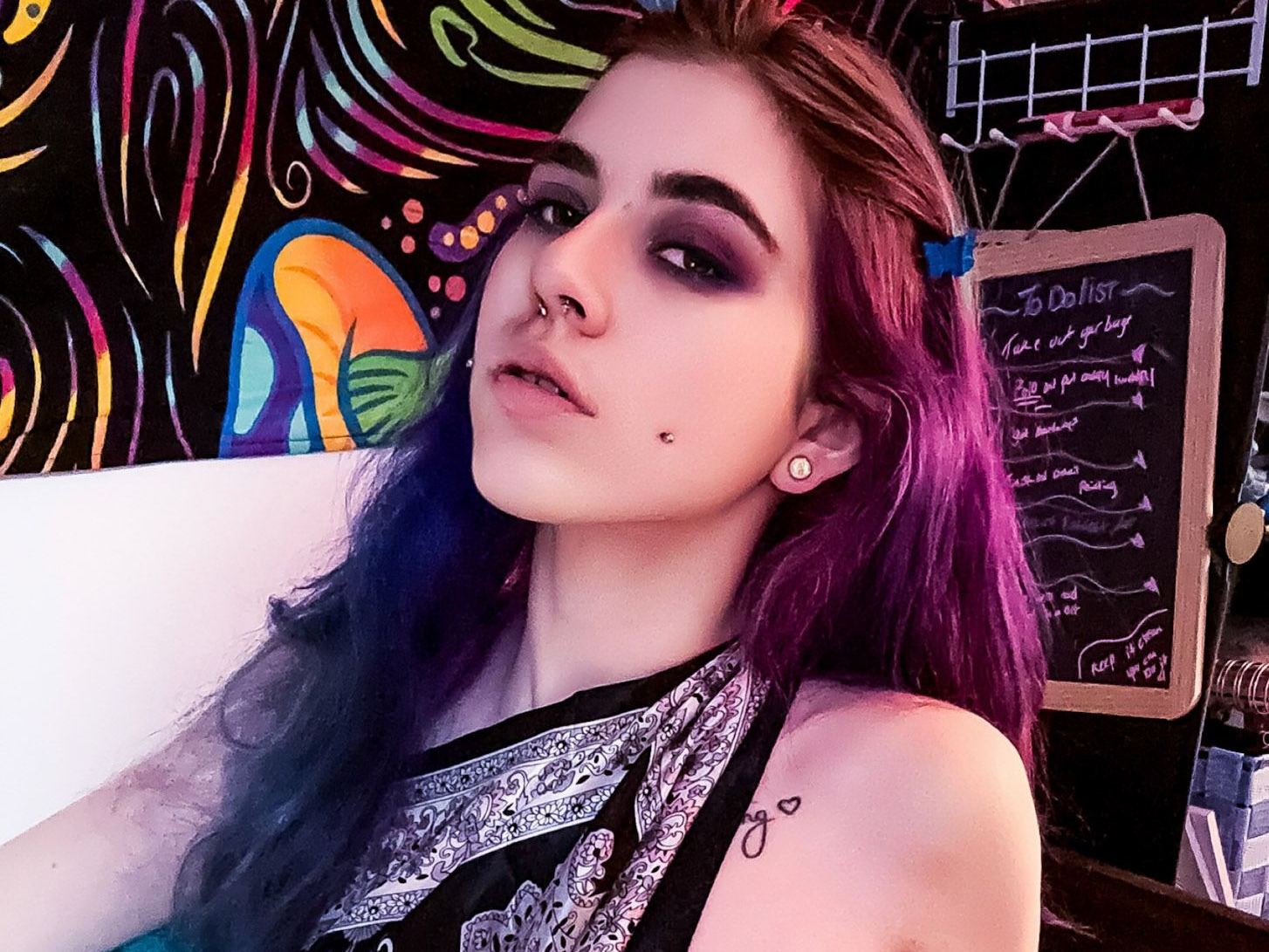 RiekaWolf profielfoto van cam model