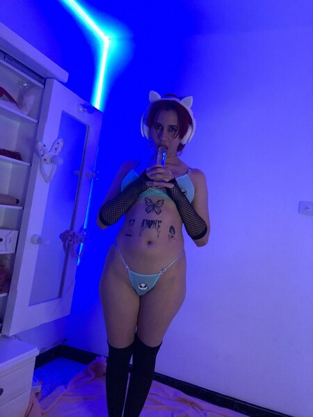 Utøver UwUCamilaUwU Bilde 4