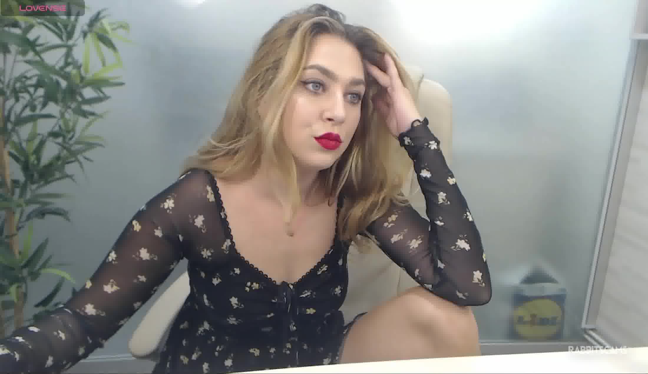 Interprete AvaBlueX Video 2