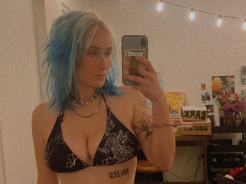 BustyKitten142 profilbild på webbkameramodell