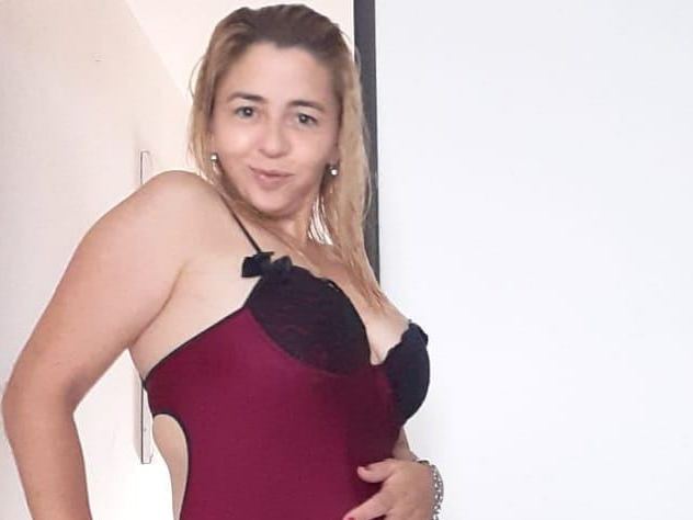 Foto de perfil de modelo de webcam de CeleneMiler