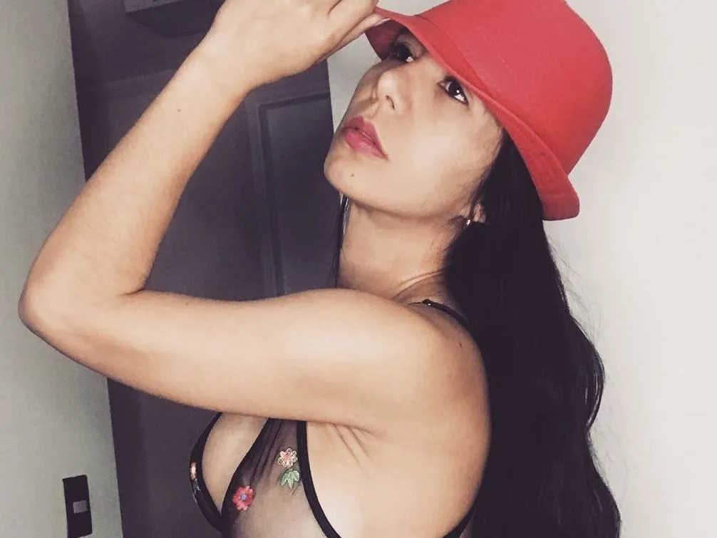 LianaRoman profilbild på webbkameramodell