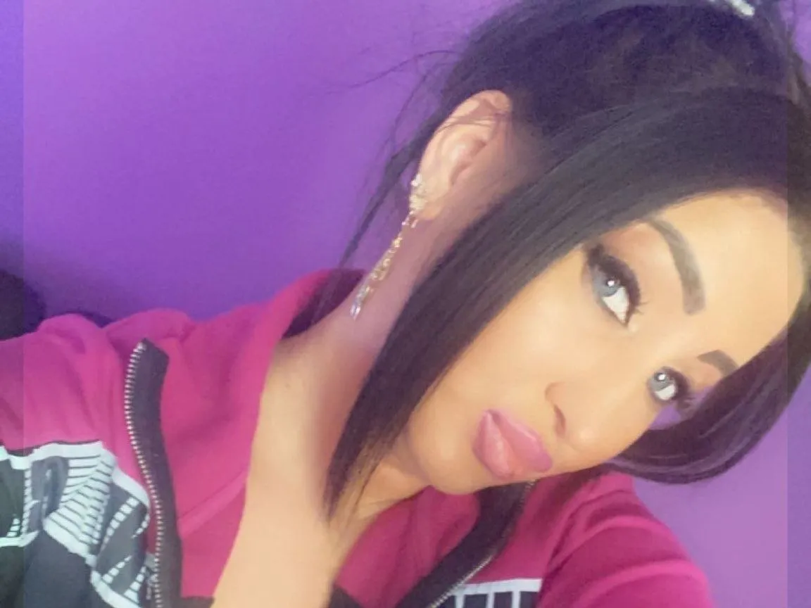 TiaMary29 profilbild på webbkameramodell