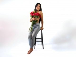 DaannaRojas immagine del profilo del modello di cam