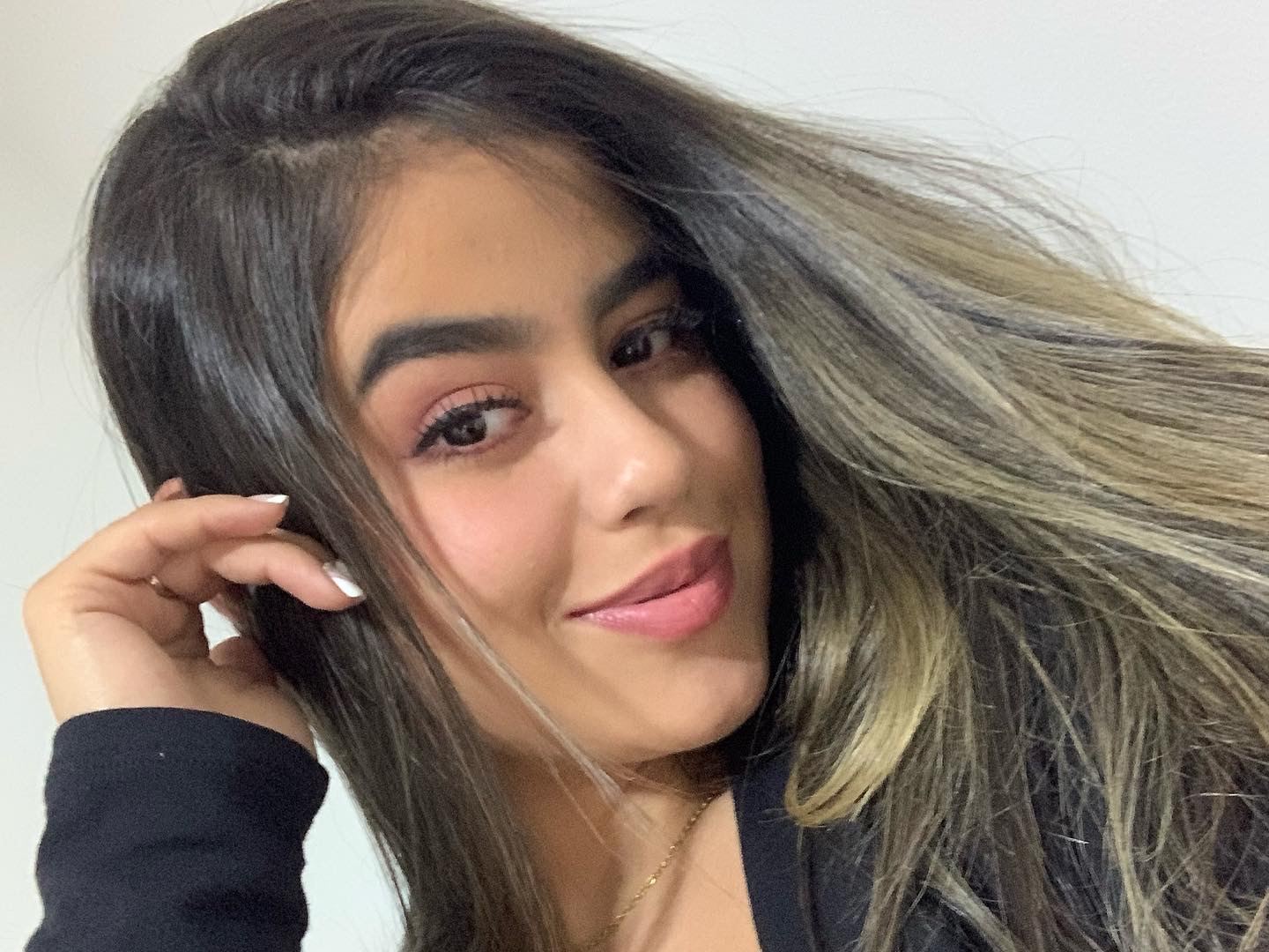 NaylinVera profilbild på webbkameramodell