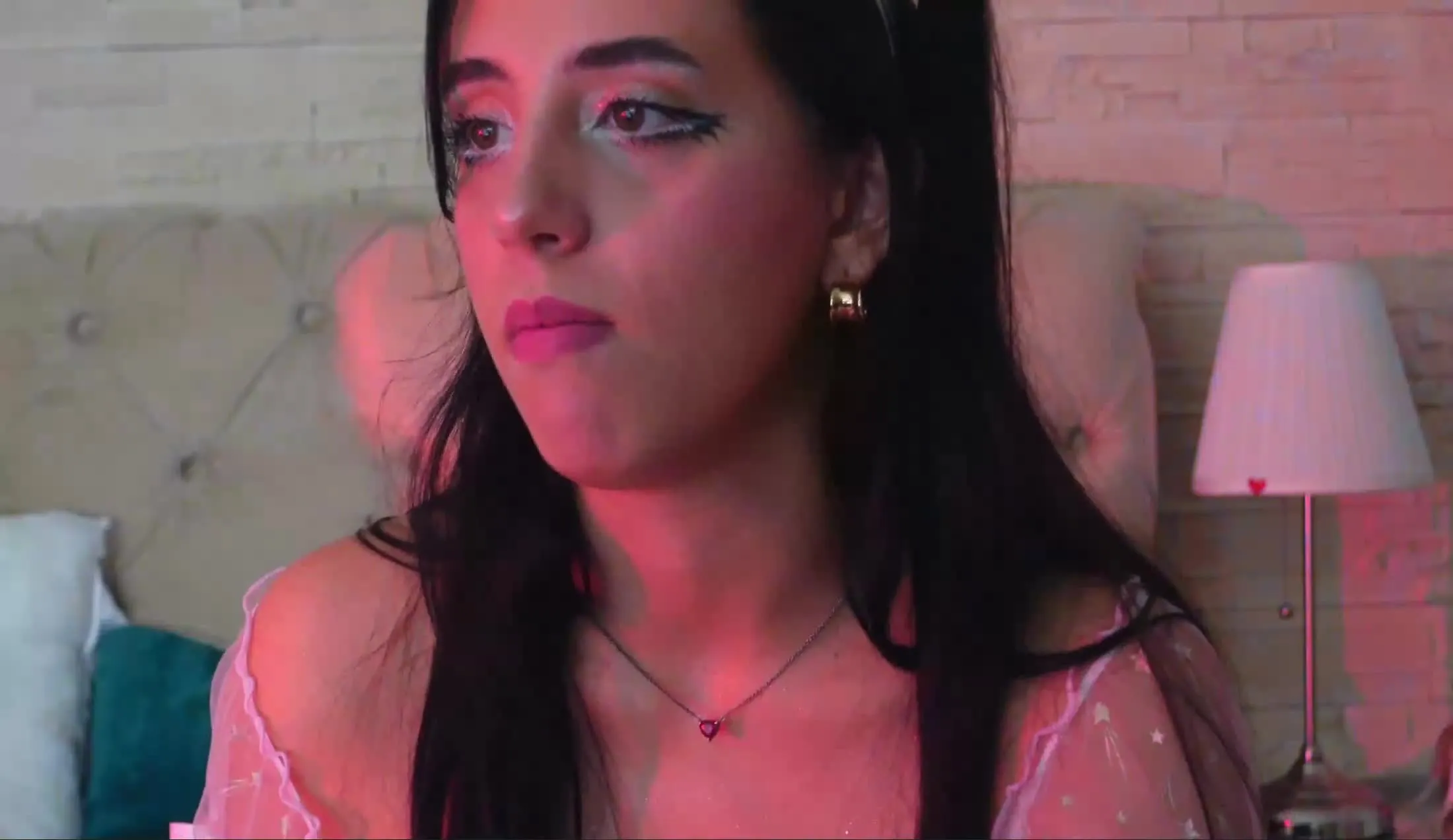 Interprete AlysaAngel Video 1