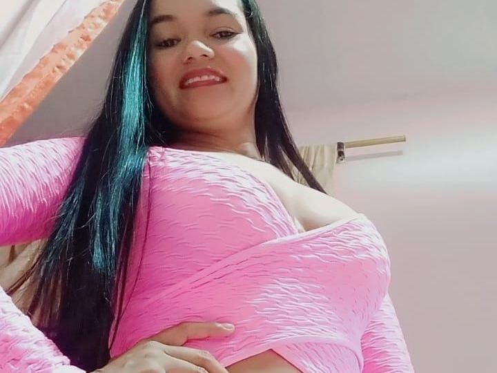 NicoleDiaz10 immagine del profilo del modello di cam