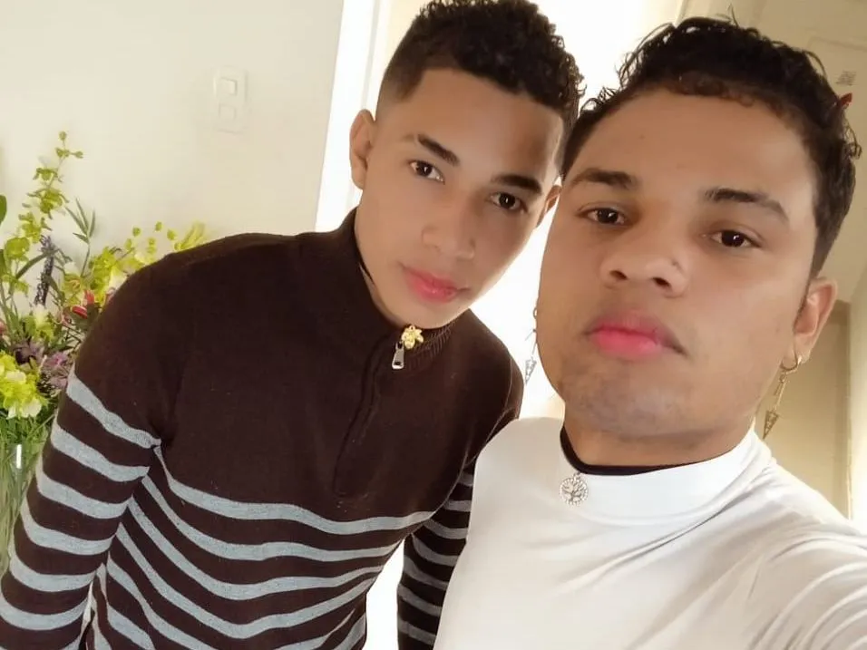 leoandaroo profielfoto van cam model