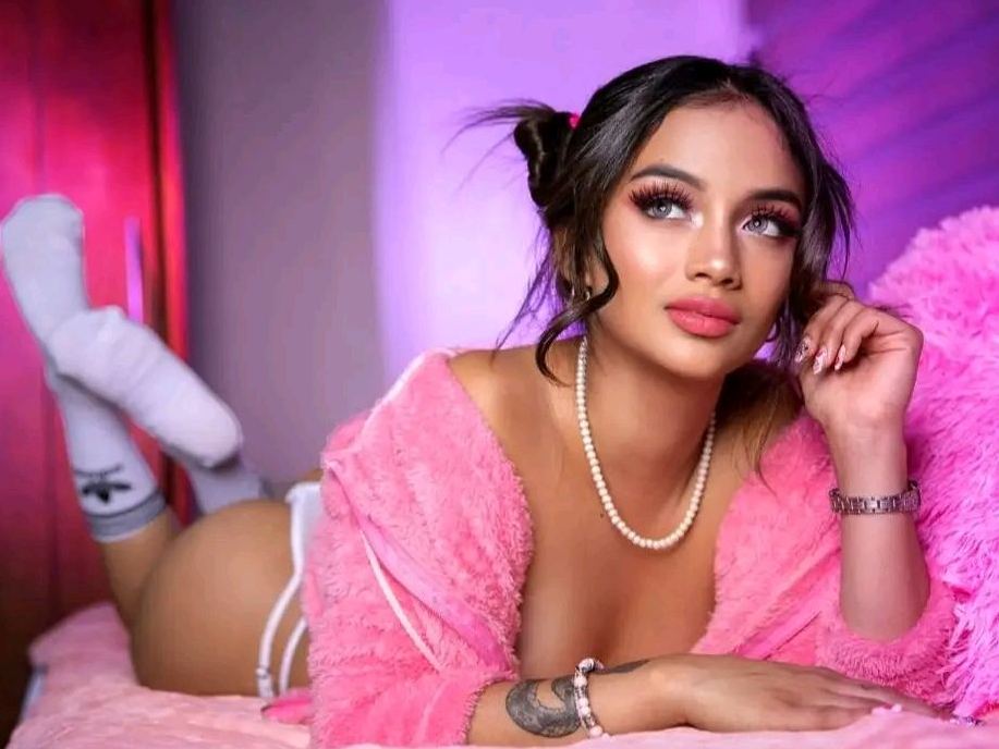 Image de profil du modèle de webcam MeganRuizz