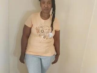 Image de profil du modèle de webcam YummyPussieXX