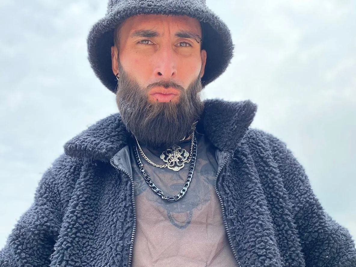 sagadante profilbild på webbkameramodell