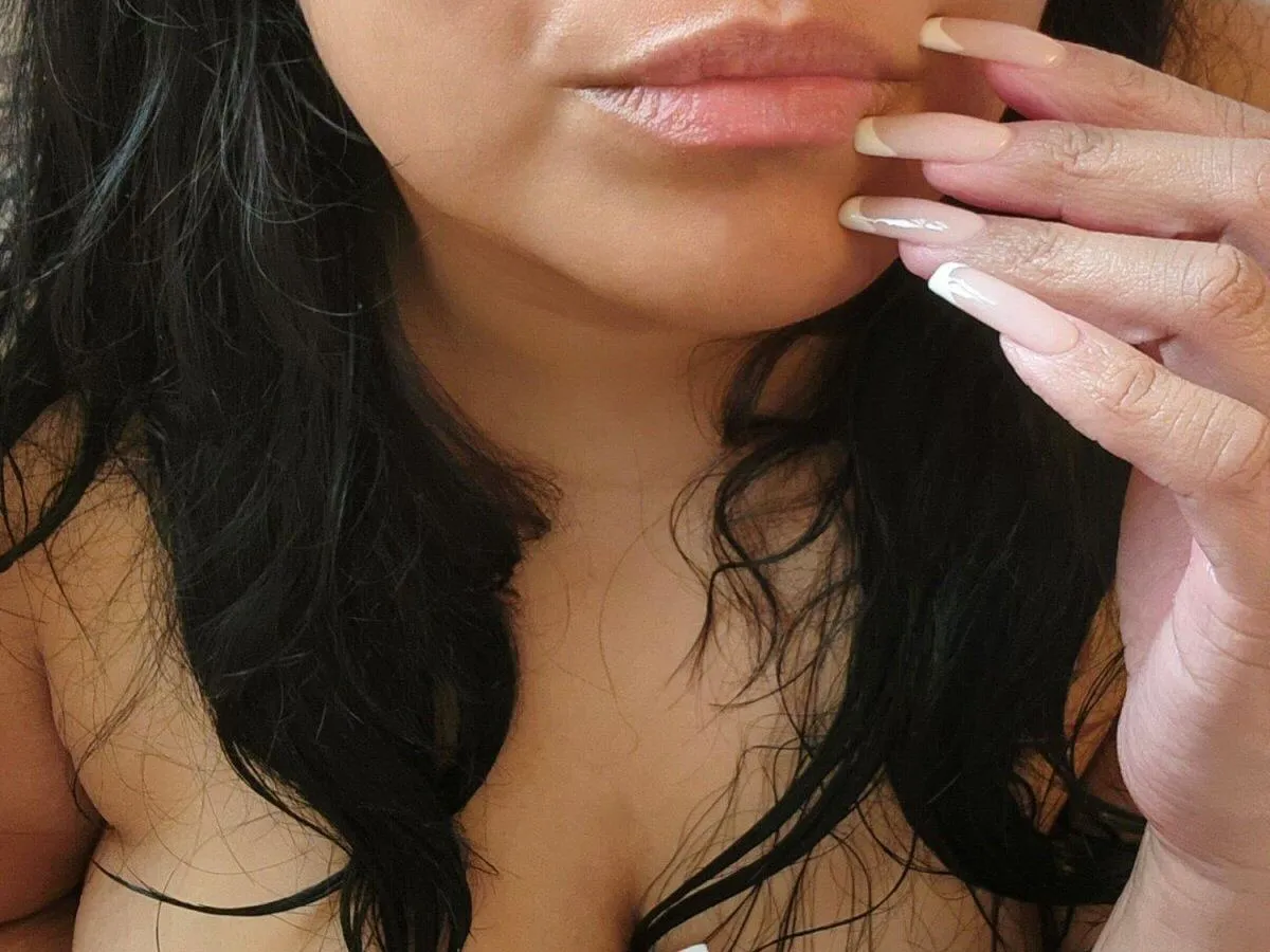 IvyNadja profilbild på webbkameramodell