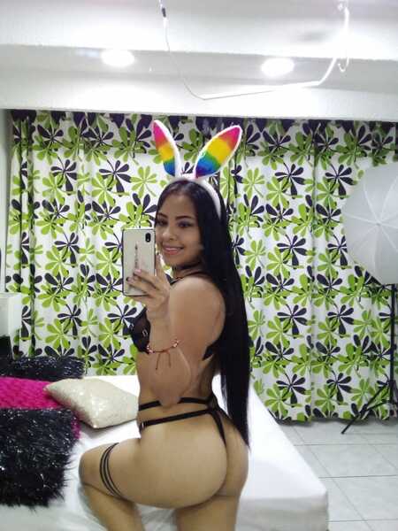 Performer SaraaJhonnson Photo 9