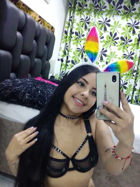 Performer SaraaJhonnson Photo 11