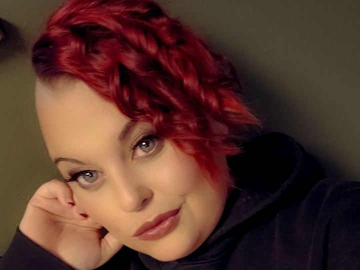 Image de profil du modèle de webcam GoddessRedSinner