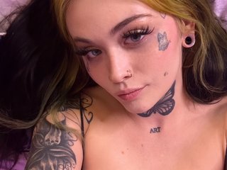 IndiLovee immagine del profilo del modello di cam