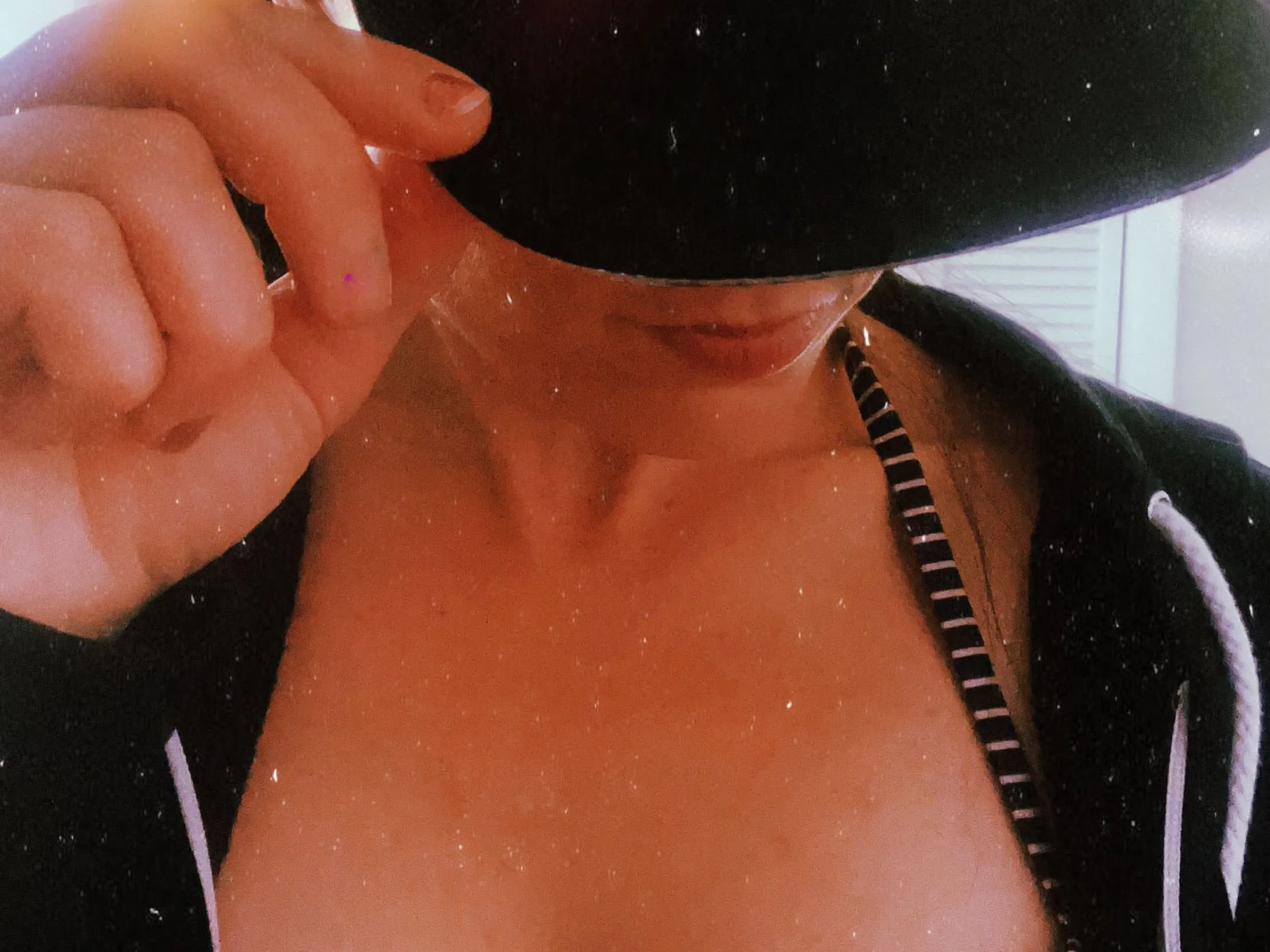 MonaLeona profielfoto van cam model