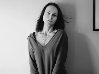 Image de profil du modèle de webcam LoveMeINeed