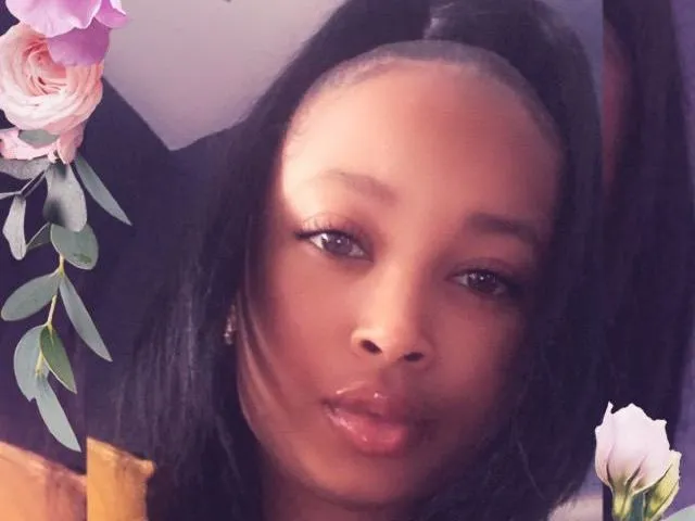 PickySnacks cam model profile picture