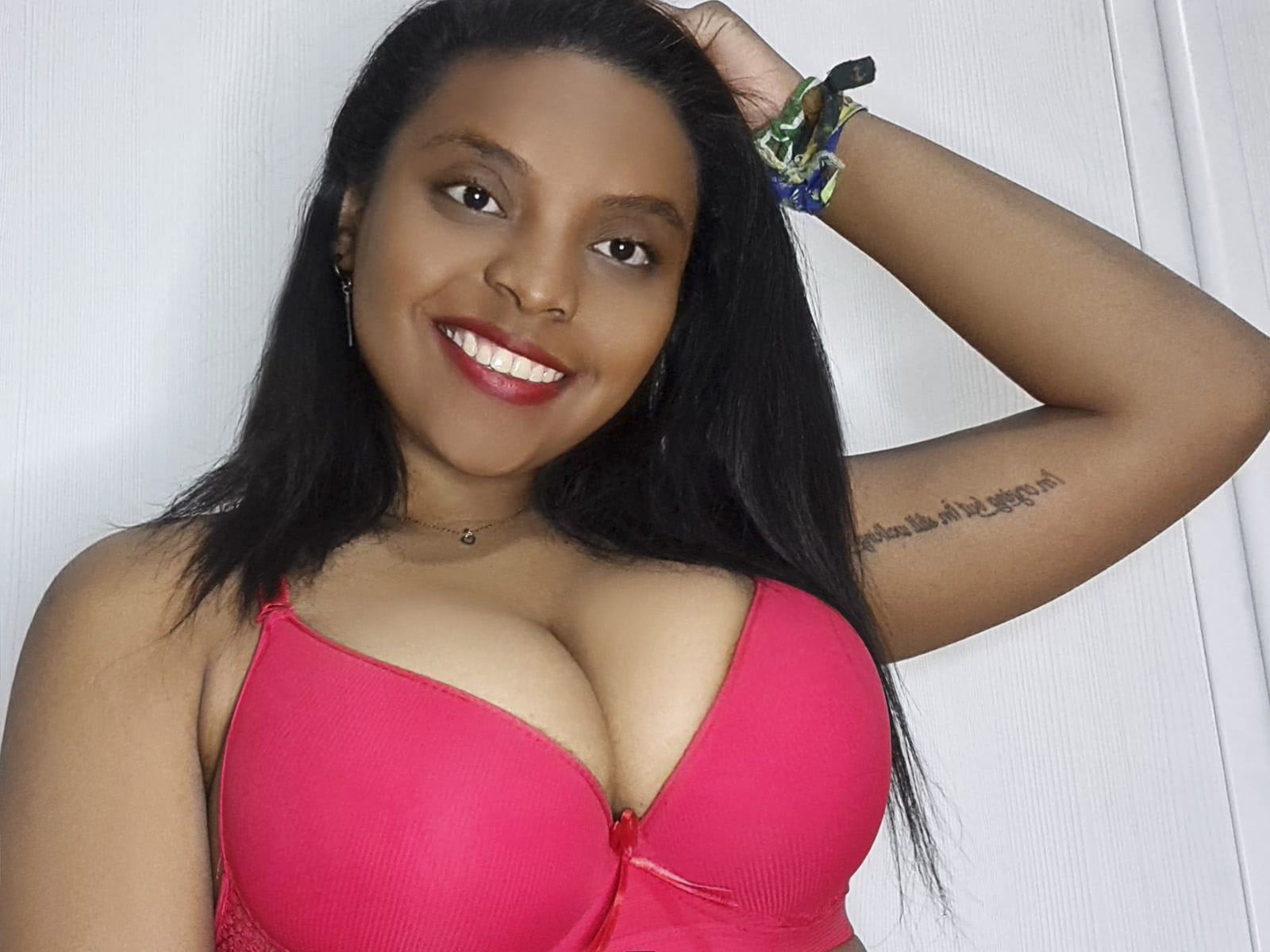 HotJustinne profilbild på webbkameramodell