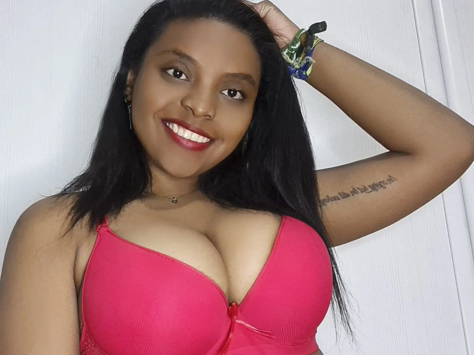 Foto de perfil de modelo de webcam de HotJustinne